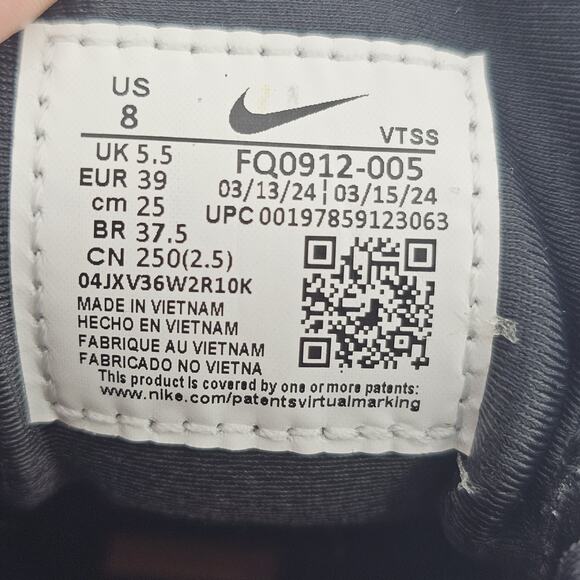 Nike Womens 8 Air Zoom Pegasus 41 GORE-TEX road running shoe Black White Gray - Picture 13 of 14